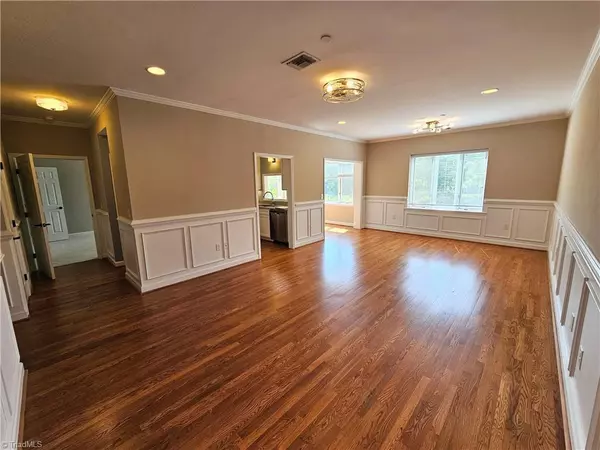3212 Bermuda Village DR, Bermuda Run, NC 27006