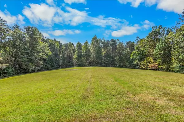 Walnut Cove, NC 27052,7150 Belews Run RD