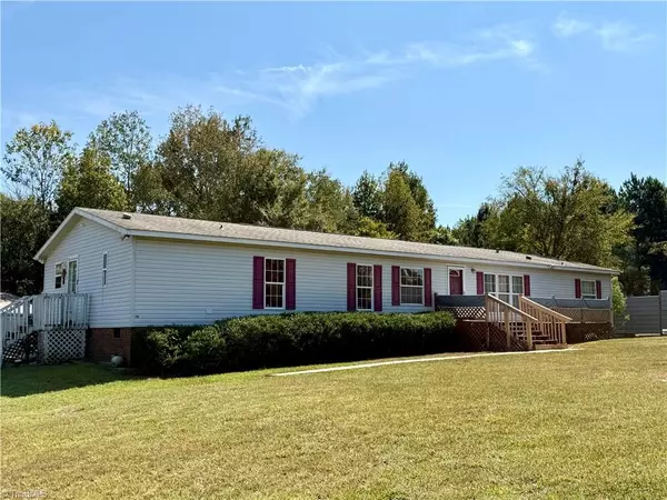 Ramseur, NC 27316,6070 River Heights DR