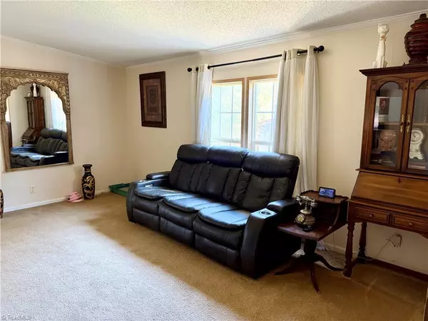 Ramseur, NC 27316,6070 River Heights DR