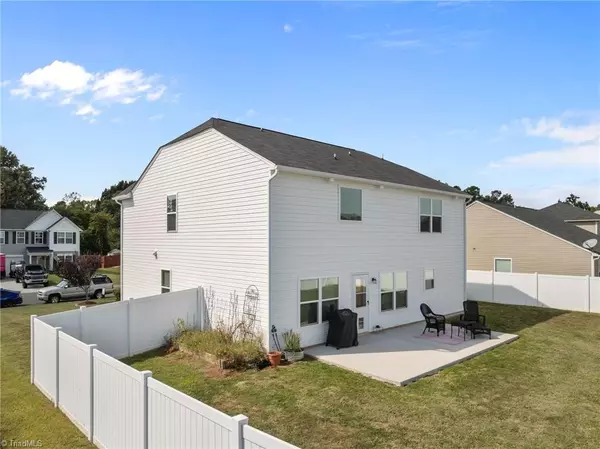 Burlington, NC 27215,287 Thistle Downs DR