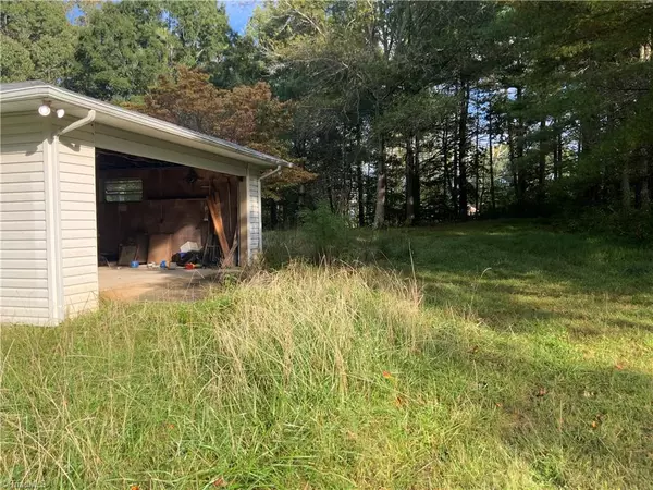 Winston-salem, NC 27107,2599 Old Thomasville RD