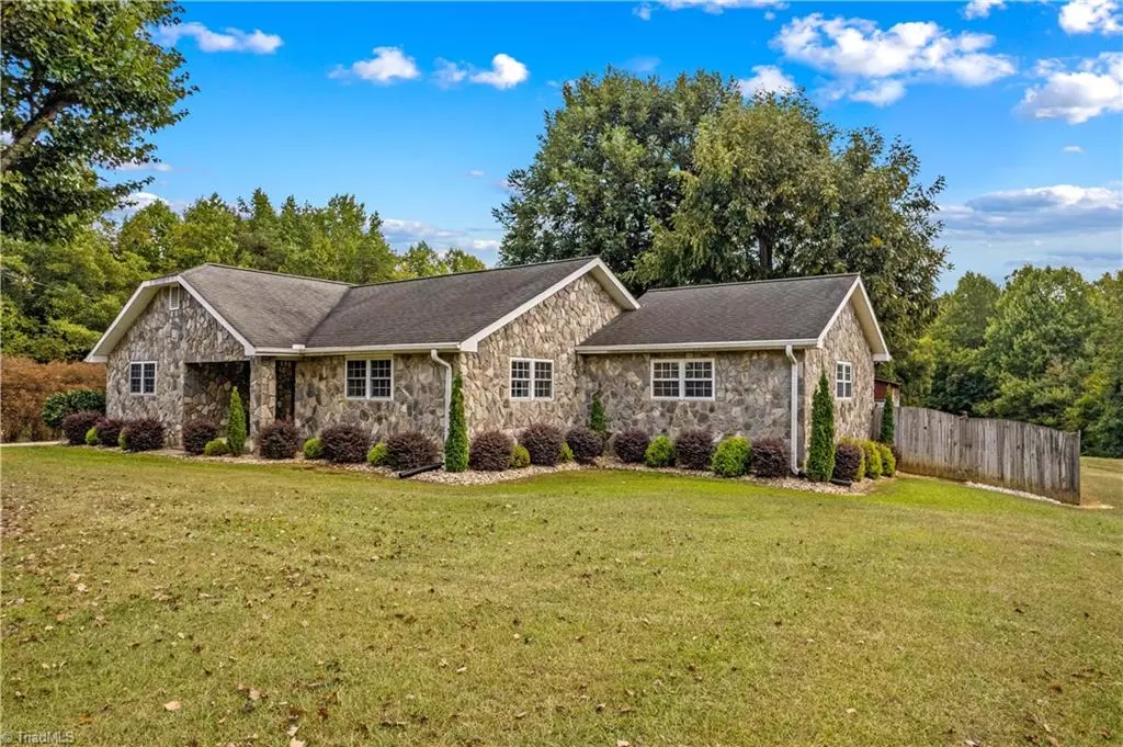 Salisbury, NC 28146,345 Rainey RD