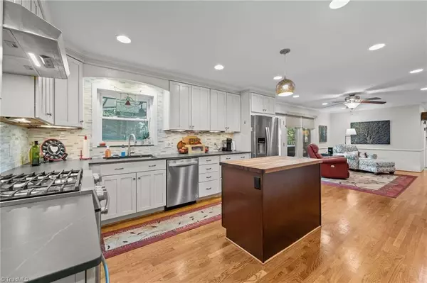 Winston-salem, NC 27104,3614 Broadsword RD