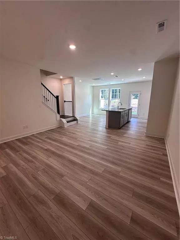 Mebane, NC 27302,1226 Hammond DR