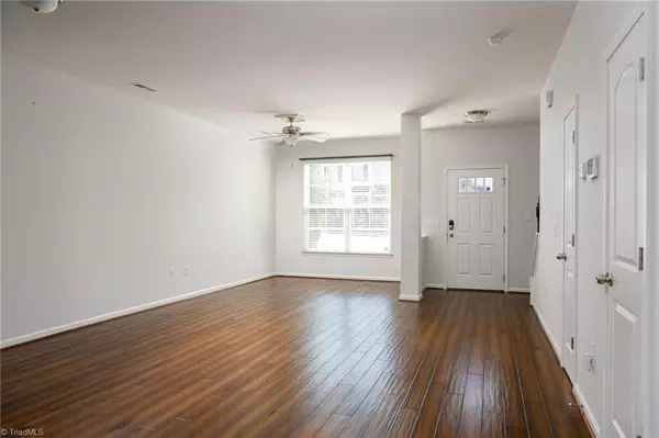 Winston-salem, NC 27103,5360 Farm House TRL