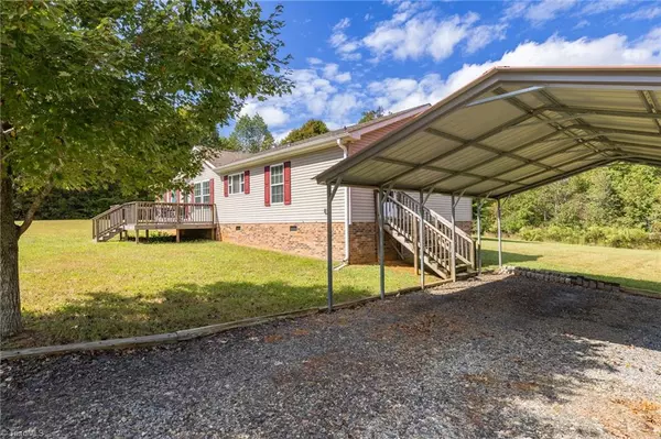 Stoneville, NC 27048,690 Snead RD