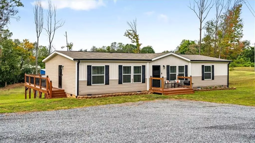 520 Anderson RD, Eden, NC 27288