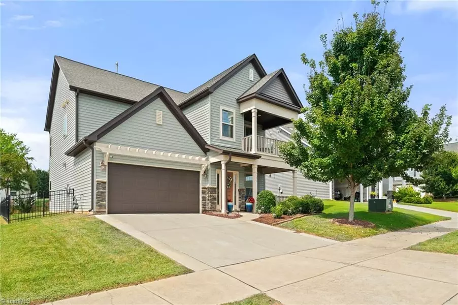 125 Archer DR, Bermuda Run, NC 27006