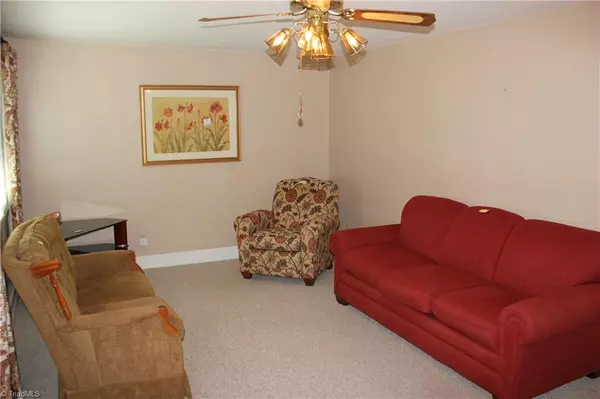 Winston-salem, NC 27106,5507 Winona ST