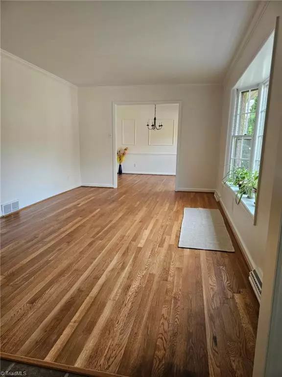 Greensboro, NC 27408,2803 Watauga DR