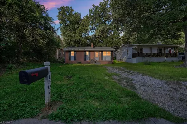 1507 Larkin ST, High Point, NC 27262