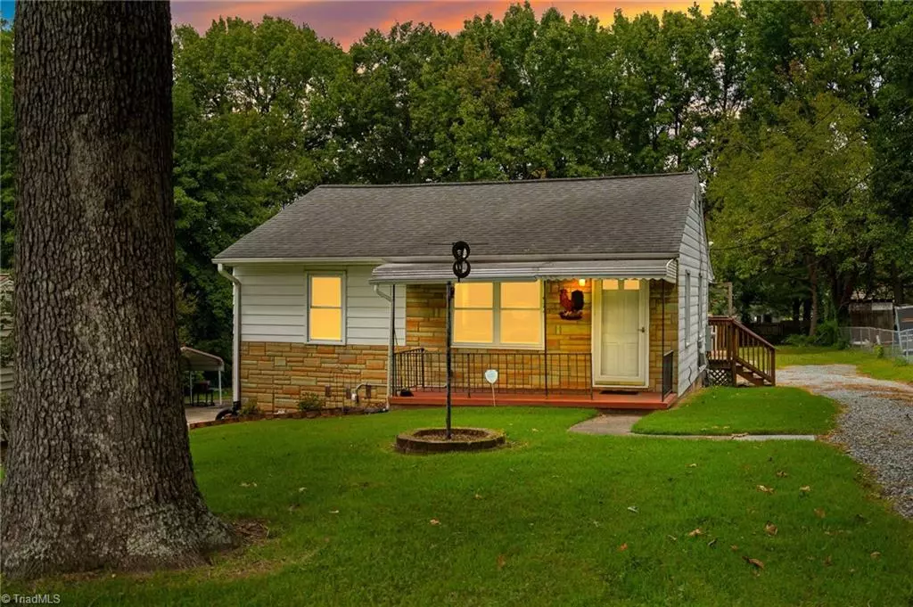 Burlington, NC 27217,924 E Market ST