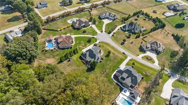 Summerfield, NC 27358,8305 Cavelletti CT