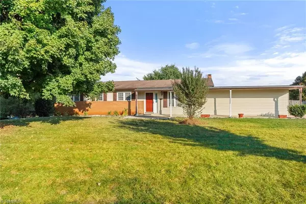 Statesville, NC 28677,920 Thomas ST