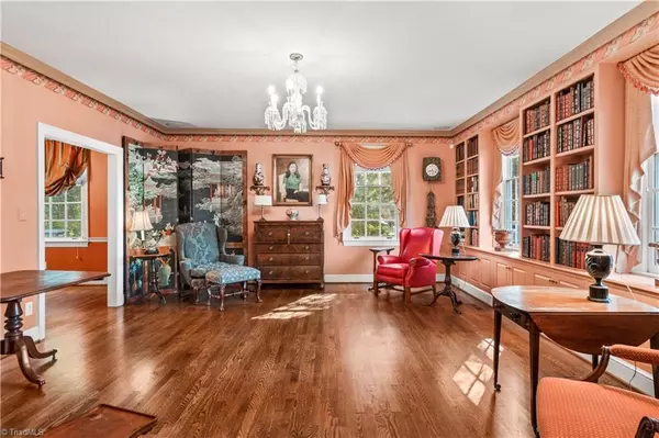 Winston-salem, NC 27104,3221 Merion CT