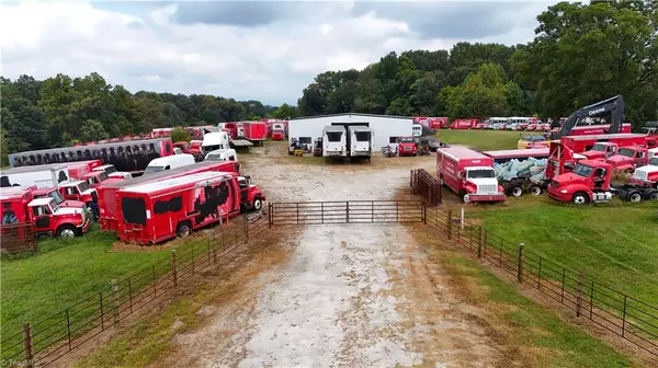 Dobson, NC 27017,2044 Zephyr RD