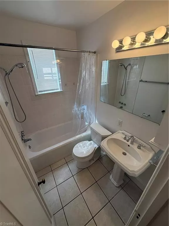 Winston-salem, NC 27101,1310 Glade ST #30