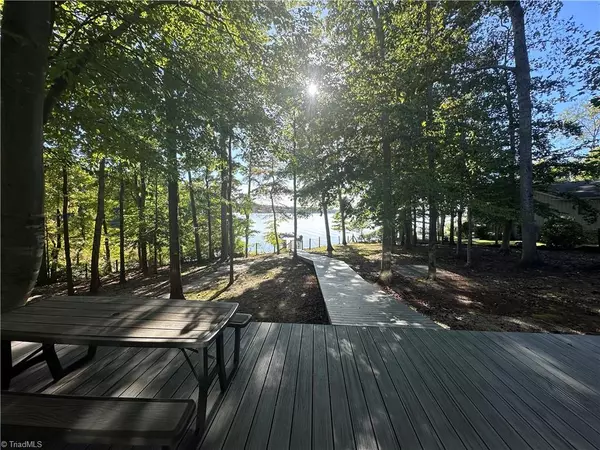 Lexington, NC 27292,1112 Riverwood DR