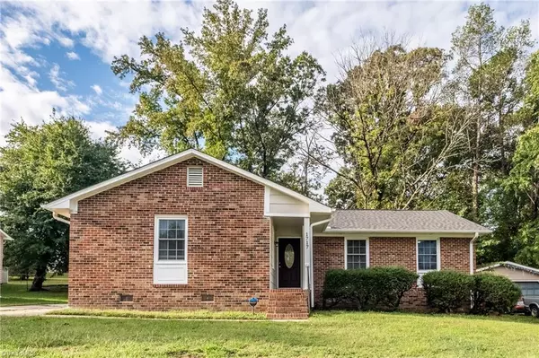 1717 Prince Albert DR, Greensboro, NC 27405
