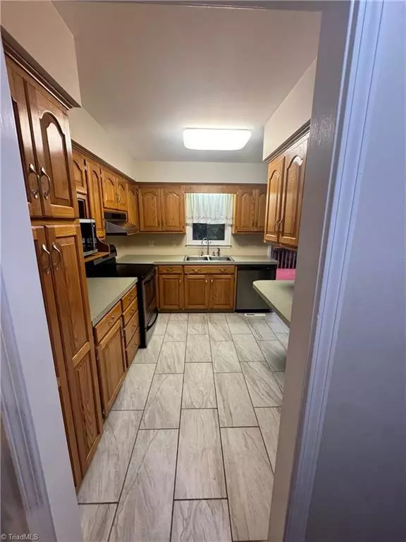 Clemmons, NC 27012,6045 Stone Bluff DR