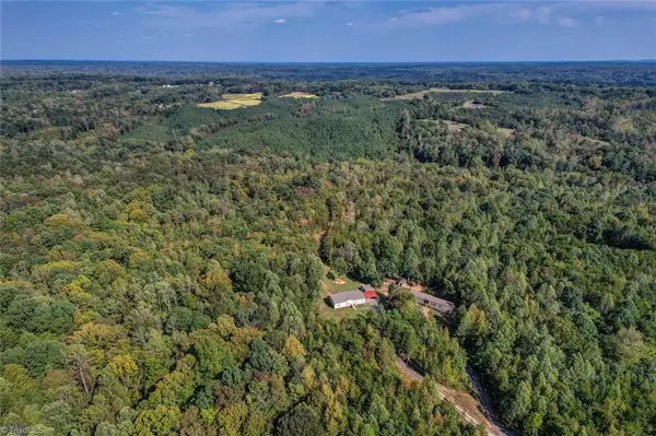 Reidsville, NC 27320,221 Cart DR