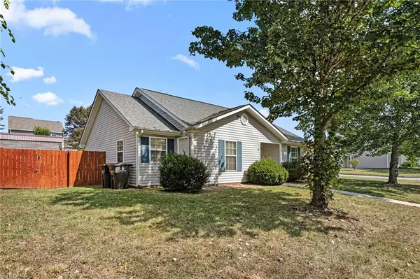 Kernersville, NC 27284,205 Fiddlers Knoll CT
