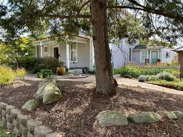 Mocksville, NC 27028,110 W Church ST