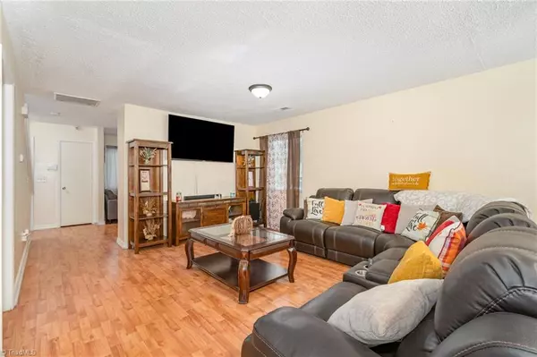 Jamestown, NC 27282,1131 Edinburgh DR