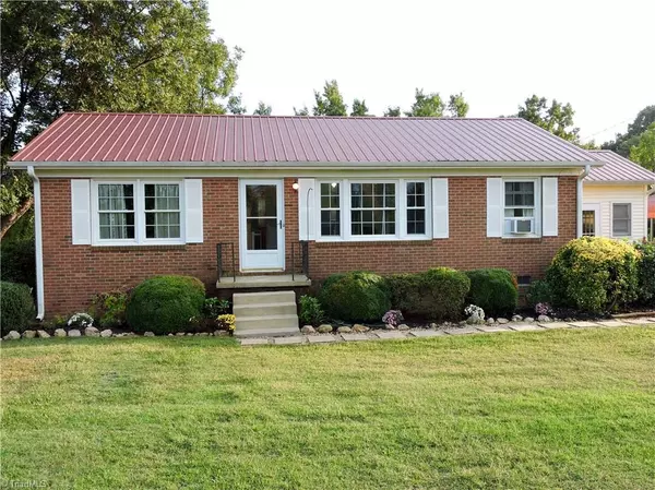 8309 Prince Edward RD, Stokesdale, NC 27357