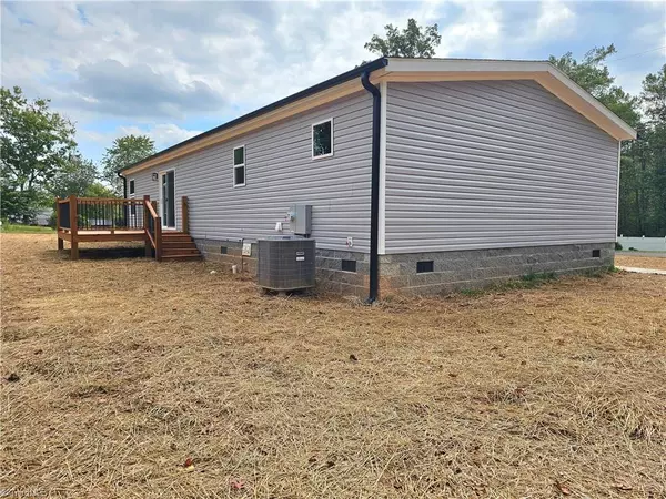 Mount Airy, NC 27030,210 Westview DR