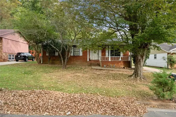 1617 Benbow ST, Winston-salem, NC 27106