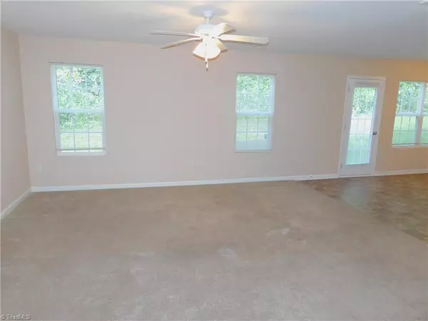 Greensboro, NC 27405,4621 Chapel Ridge DR
