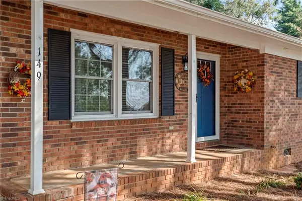 Elkin, NC 28621,149 Somersault LN