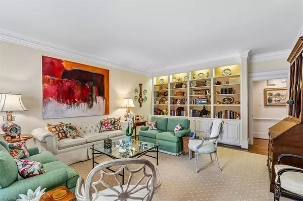 Greensboro, NC 27408,8 Ashton SQ