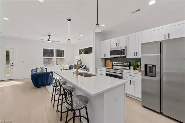 Liberty, NC 27298,210 S Carter ST