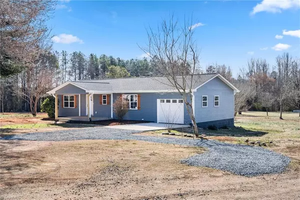 Thomasville, NC 27360,179 Stephens LN