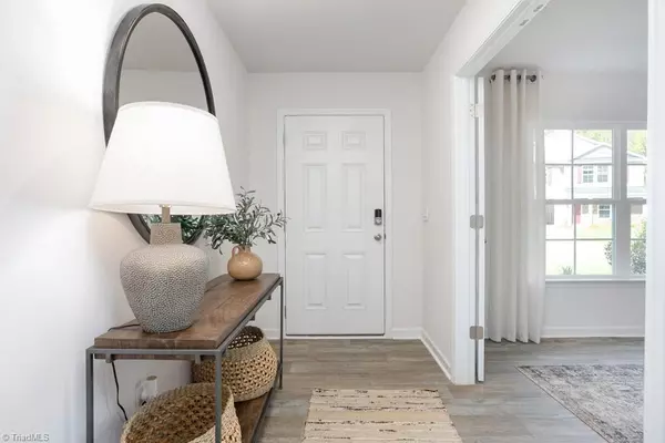 Winston-salem, NC 27107,4788 Mount Hope DR