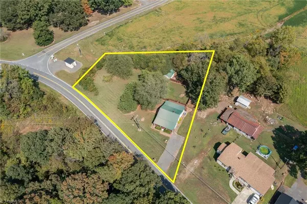 Yadkinville, NC 27055,4609 Courtney Huntsville RD