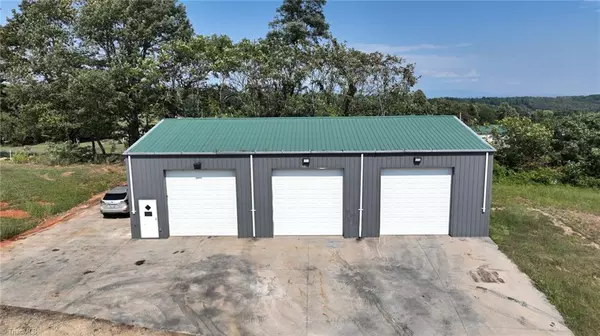 Moravian Falls, NC 28654,378 Bonnie Brae DR