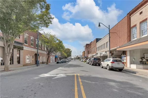 Asheboro, NC 27203,111 Sunset AVE