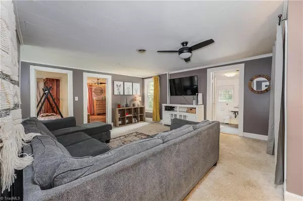 Seagrove, NC 27341,6781 Erect RD