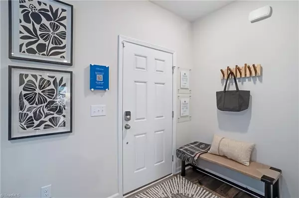 Winston-salem, NC 27103,3116 Fall Hills DR