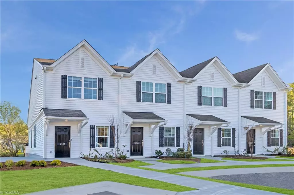 Winston-salem, NC 27103,3155 Fall Hills DR