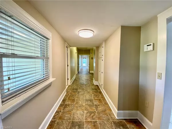 Woodleaf, NC 27054,980 Parks RD