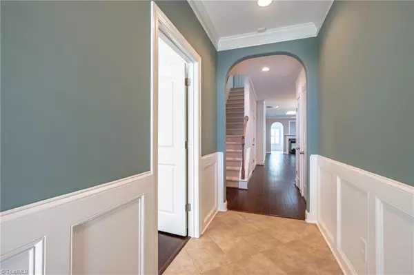 Winston-salem, NC 27103,1483 Neville Gardens LN