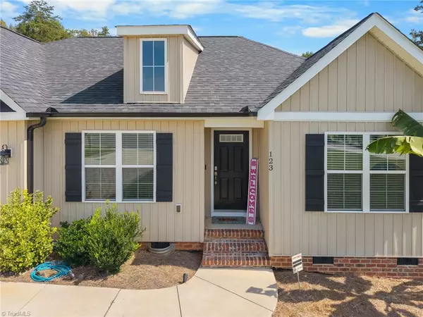 Thomasville, NC 27360,123 Brooke Ridge DR
