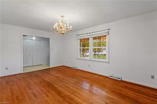 Greensboro, NC 27408,1716 Noble PL
