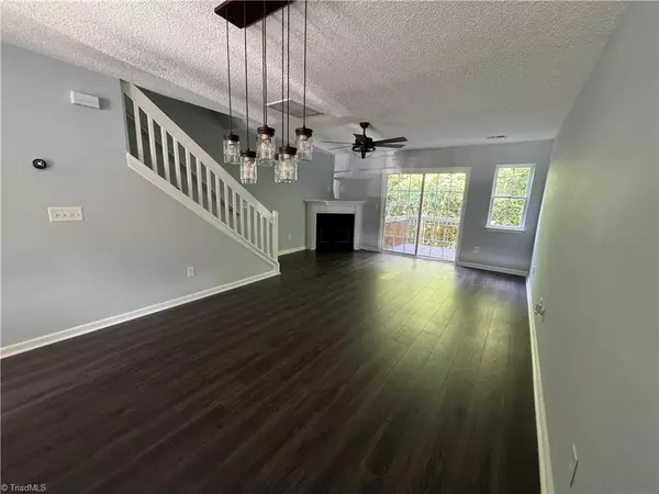 Winston-salem, NC 27103,3021 Kensington PL
