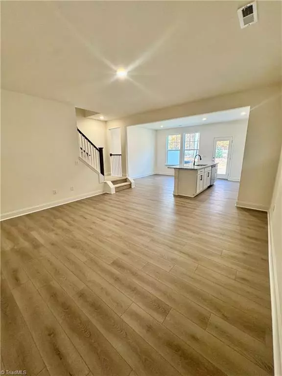 Mebane, NC 27302,1240 Hammond DR